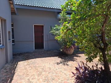 Property to let in Pretoria, Brooklyn