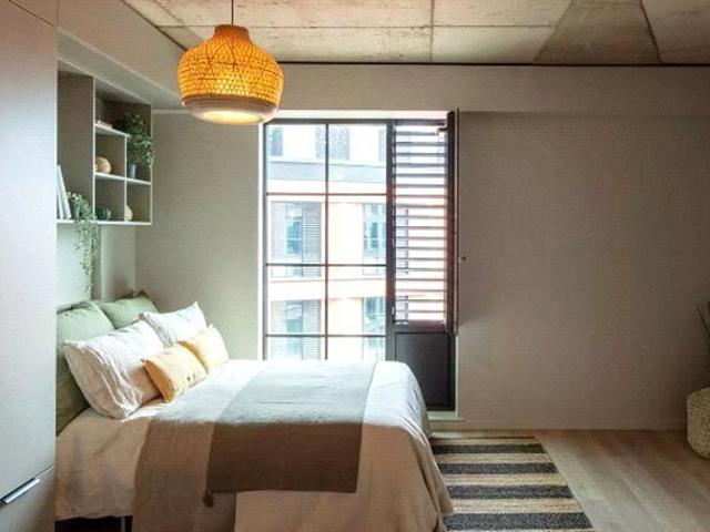 property to let in Roomy, Sunday Mills, Trewint Street, Earlsfield, SW18 £1,950 pcm