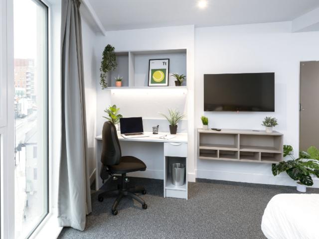 property to let in True Superior apartment, True Sheffield, 12 Tenter Street, Sheffield, S1 4XF £588 pcm