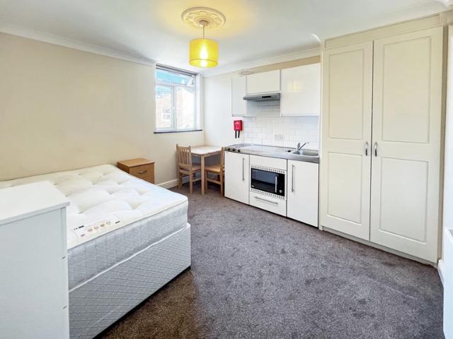 property to rent olive road, cricklewood, nw2 | flat through abacus estates