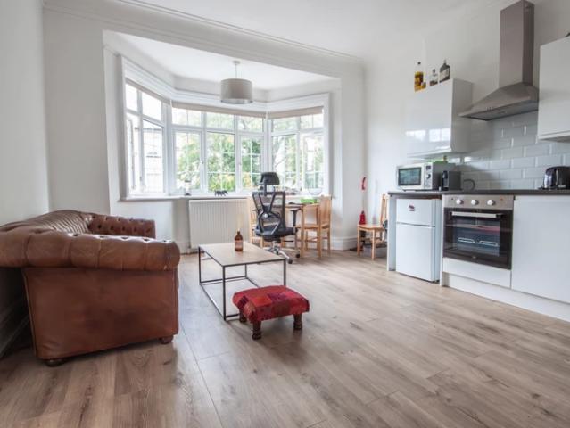 property to rent burgess hill, west hampstead, nw2 | 1 bedroom flat through abacus estates