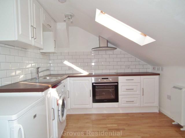 Property To Rent Coombe Road, New Malden Groves Residential ID 862