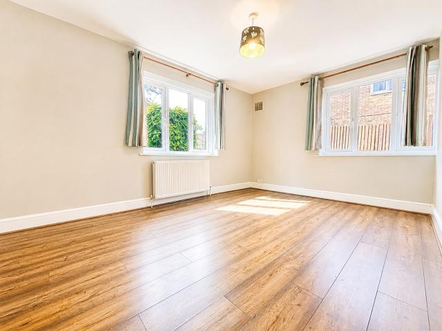 Property To Rent Downham Way, Bromley, BR1 | 1 Bedroom Flat through CKB Estate Agents