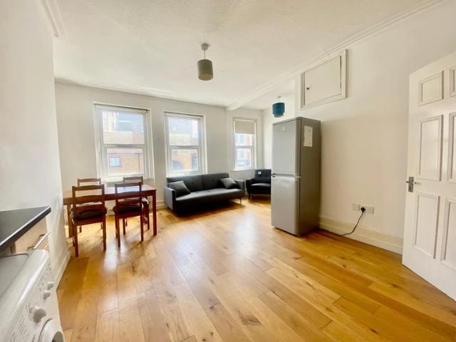 property to rent finchley road, barnet, nw2 | 3 bedroom flat through abacus estates