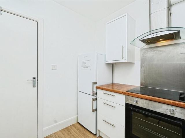 property to rent Havelock Walk, 2 4 London Road, London, SE23