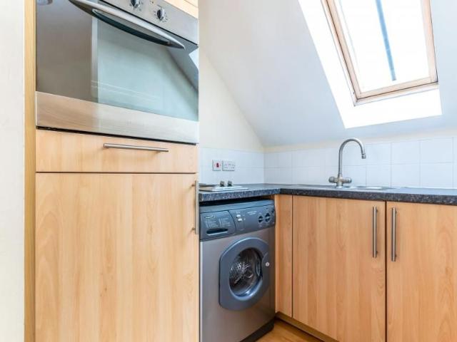 property to rent Home Farm House, 46 Springfield Road, Horsham, RH12