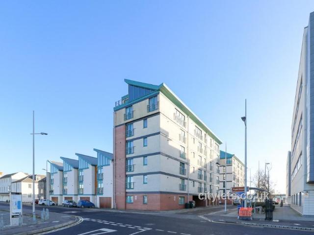 Property to rent in City Centre, DD1, West Victoria Dock Road properties 544351