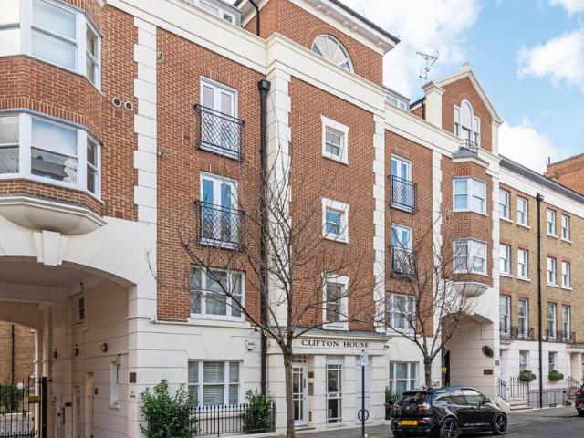 Property to rent in Clifton Gate, Chelsea, SW10 9XD