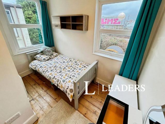 property to rent Payne Avenue, Hove, East Sussex, BN3