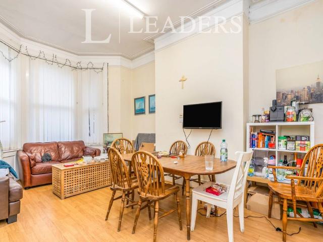 property to rent Rockstone Place, Southampton, SO15