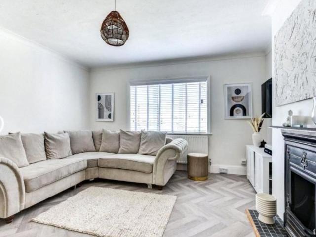 property to rent Stocker Road, Bognor Regis, West Sussex, PO21