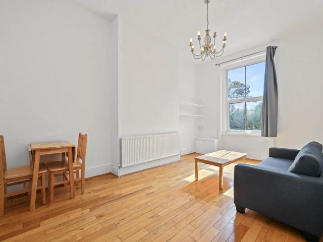 Property To Rent Uxbridge Road, Shepherds Bush, W12 8AA Amber & Co ID 4315