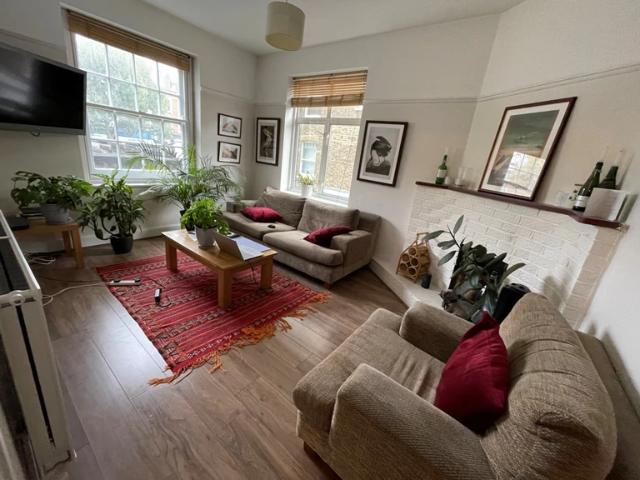 property to rent west end lane, west hampstead, nw6 | 2 bedroom flat through abacus estates