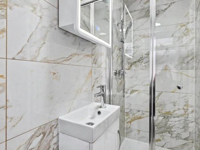 1 bedroom property to rent