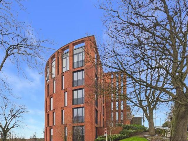 Property Details | Estate Agents | Green Property