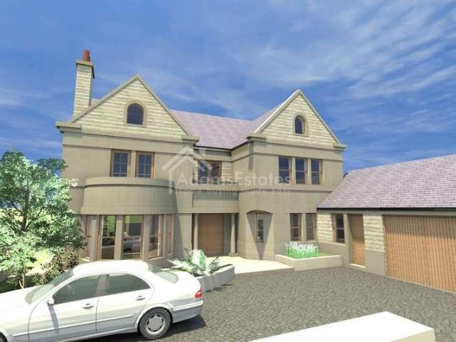 4 bed house for sale