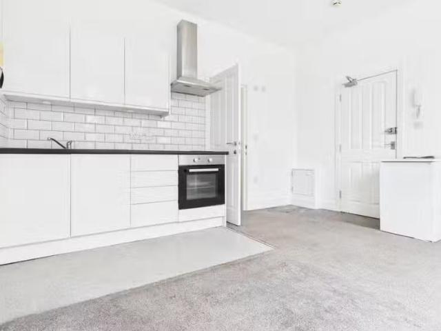 Property for rent in Rowlands Road, Worthing, West Susinteract.