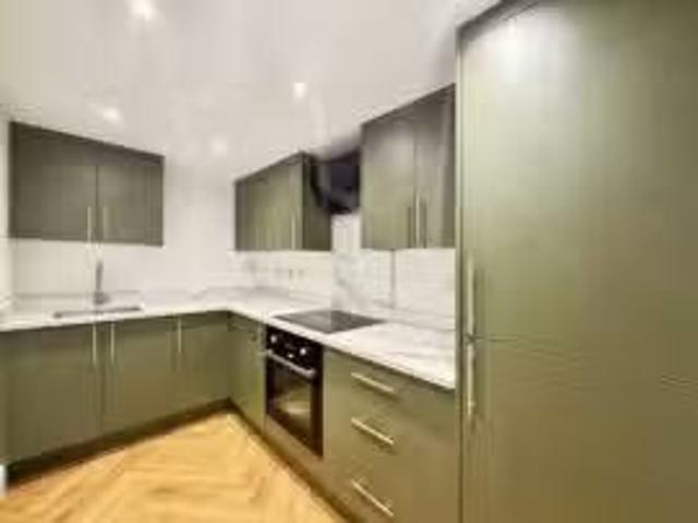 Property & Houses to Rent: Ash Street, Ash, Aldershot