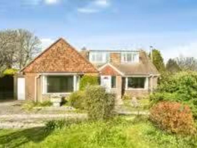 Property & Houses to Rent: Hackwood Lane, Cliddesden, Basingst.