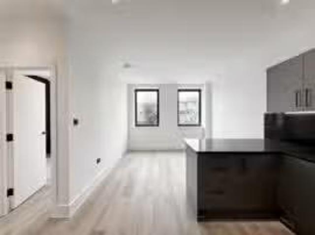 Property & Houses to Rent: Rye Close, Fleet, Hampshire