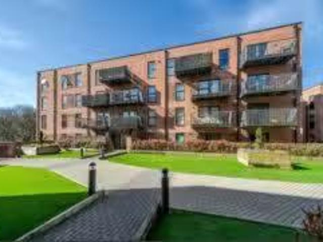 Property & Houses to Rent: Station Road, Hook, Hampshire
