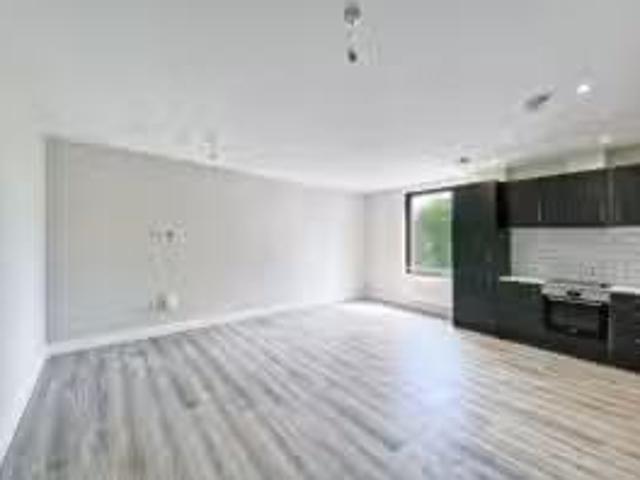 Property & Houses to Rent: Stratfield House, Station Road, Hook
