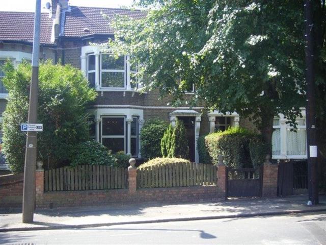Property in Bulwer Road, Leytonstone, London, E11 1DE