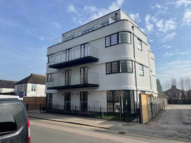 Property in Hollyfield Road, Surbiton, KT5