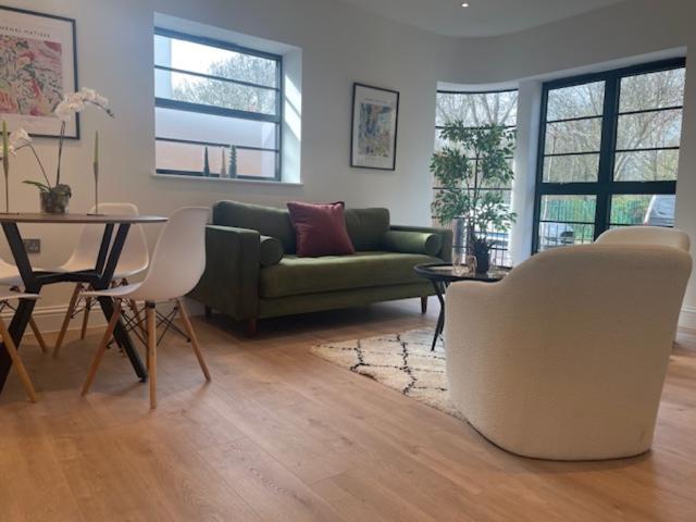 Property in Hollyfield Road, Surbiton, KT5