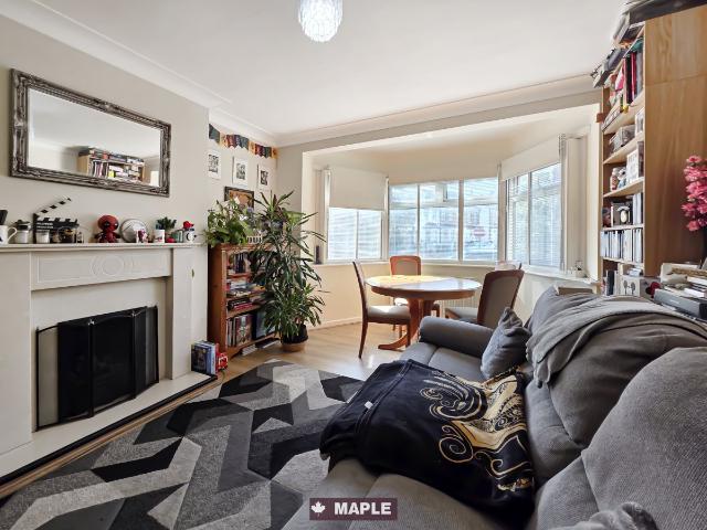 Property in Masons Avenue, Harrow, HA3