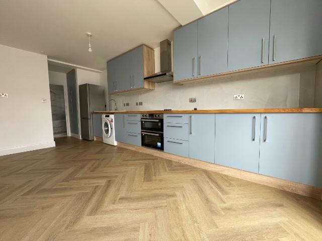 Property in Radnor Road, Harrow, HA1