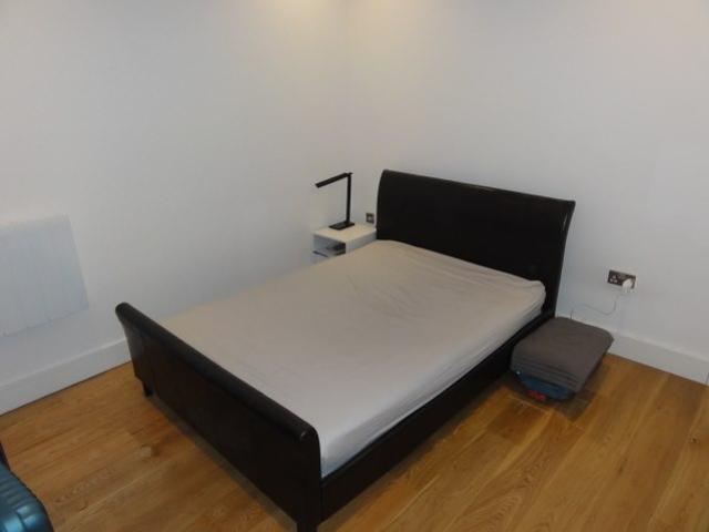 Property in Staines Road, Hounslow