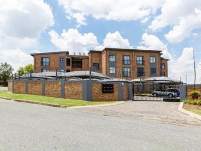 property investors grab these 9 unit.