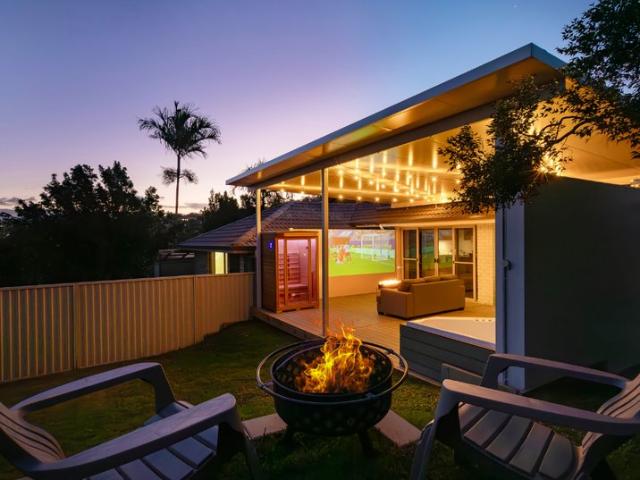 PROPERTY MUST BE SOLD PRESENT ALL OFFERS!