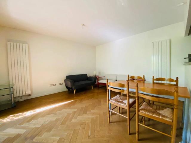 Property Rental: Apartment in Paris 11th, Roquette district