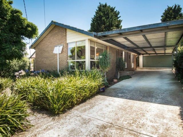 Properly Managed I Comfortable Living in a Convenient Clifton Springs Location 70 Boonderabbi Drive, Clifton Springs