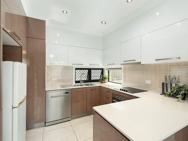 Properly Managed I Comfortable Townhouse Living in Carina Heights