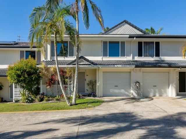 Properly Managed I Charming 3 Bedroom Townhouse in Tranquil Isle Of Palms Resort