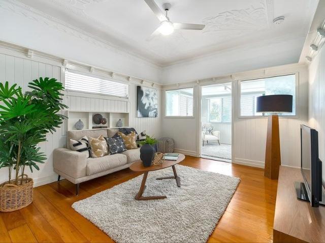 Properly Managed I Character & Convenience in the Heart of Ascot