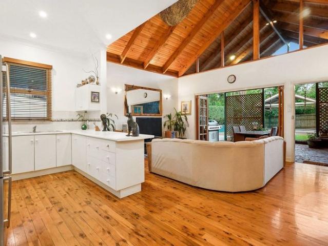 Properly Managed I Character Living with a Standout Barn Style Extension