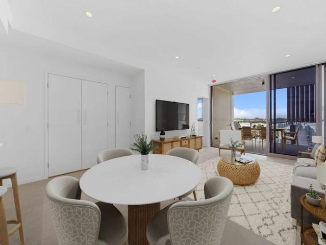 Properly Managed I Brand new Coastal Living I Bask Bokarina