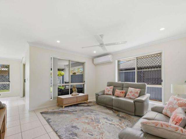 Properly Managed I Discover the Perfect Blend of Space, Comfort, and Community at 14 Latimer Crescent in Sippy Downs!