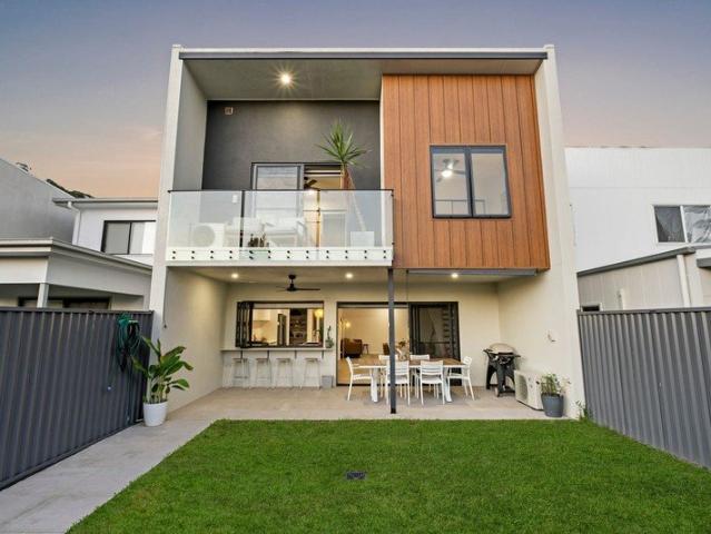 Properly Managed I Discover the Perfect Family Haven in Forest Glen: 4 Bedroom Home with Modern Comforts, Prime Location & Easy Access to Schools