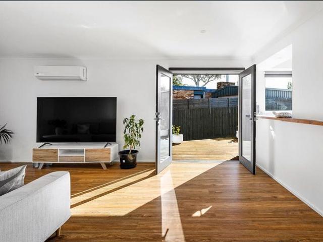 Properly Managed I Elegant Family Living in a Highly Sought After Location