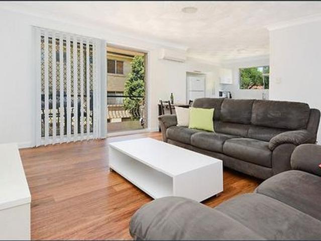 Properly Managed I Exceptional Clayfield Living In Gorgeous Apartment!