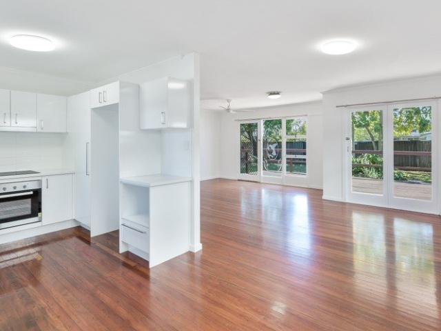 Properly Managed I Fresh & Stylish 3 Bedroom Home in Labrador