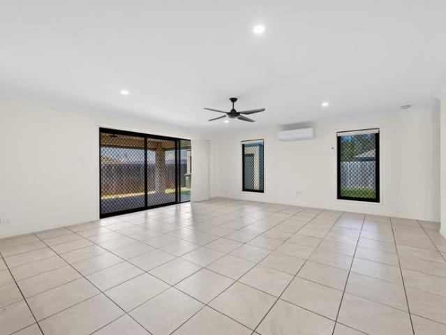 Properly Managed I Low Maintenance & Spacious Family Home with Large Entertaining Area