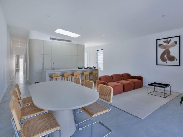 Properly Managed I Modern Luxury Living in Mermaid Waters