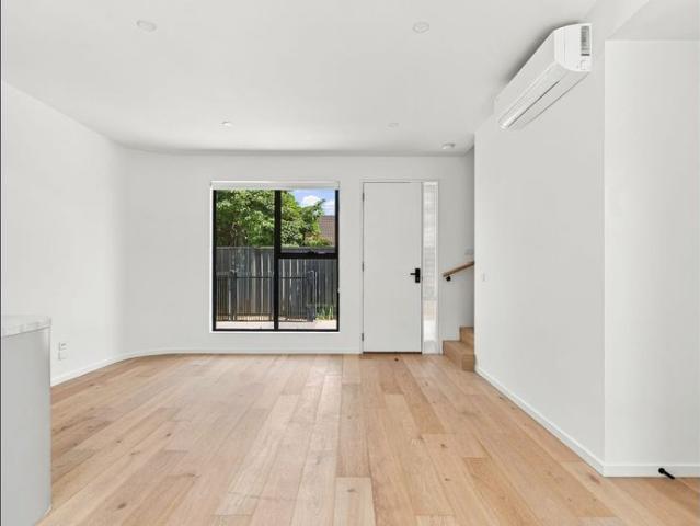 Properly Managed I Sophisticated Brand New Townhouse Living in Reservoir