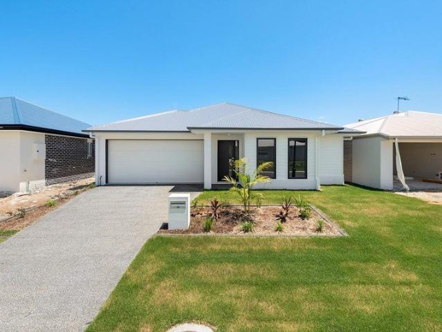 Properly Managed I Spacious 4 Bedroom Home with Ensuite and Double Car Accommodation